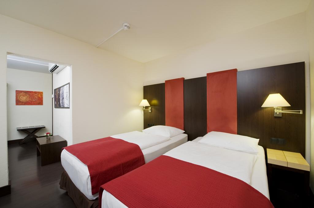 Фотография NH Salzburg-City 4*