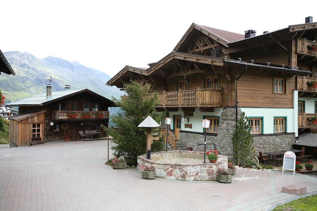 Фото Ferienclub Silbertal 4*