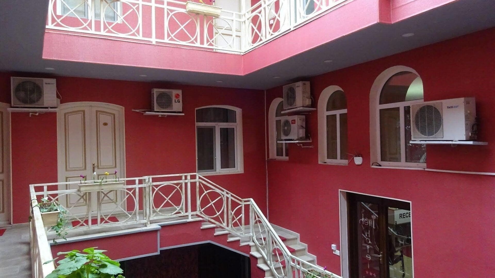 Фотография Jireh Hotel Baku 3*