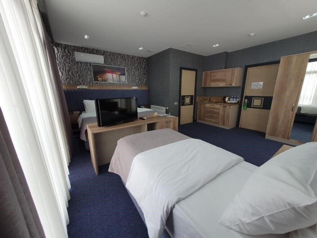 Фотография Home Suites Baku Hotel 4*