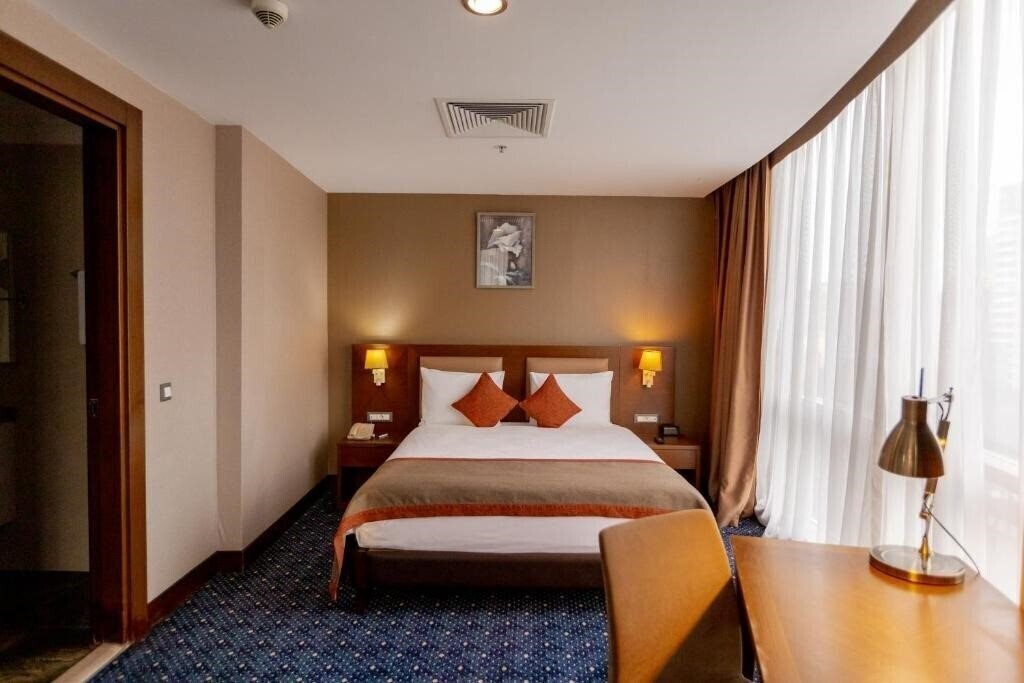 Картинка Parkside Hotel & Apartments 4*