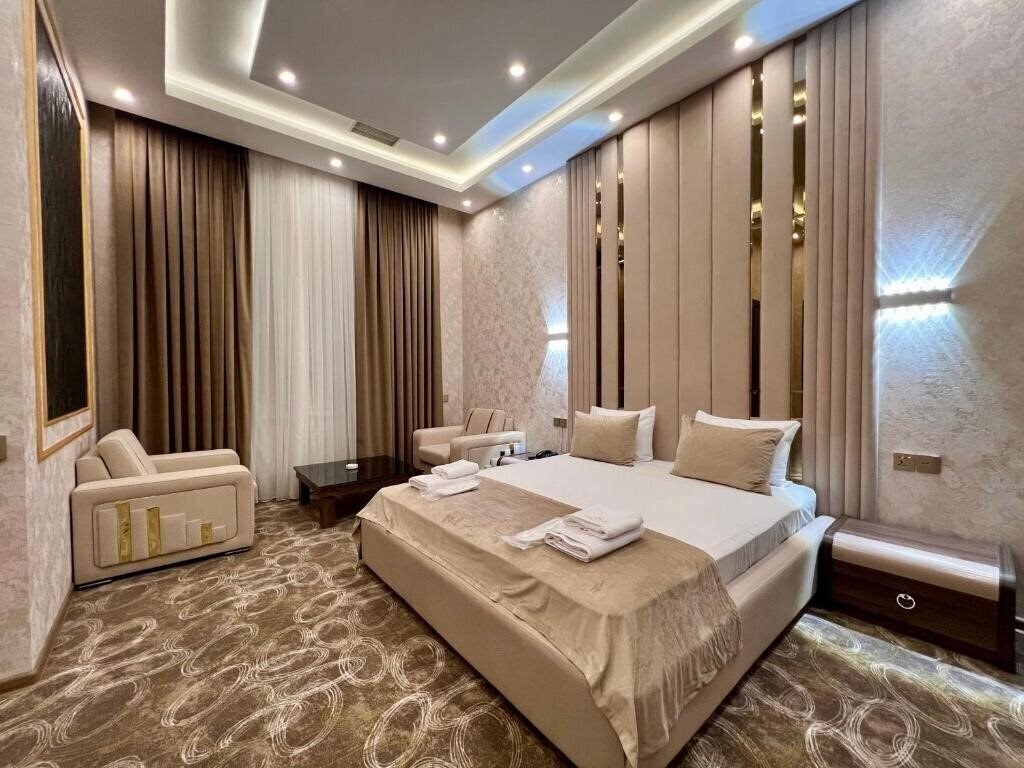 Фотография Royal Mansion Hotel 4*