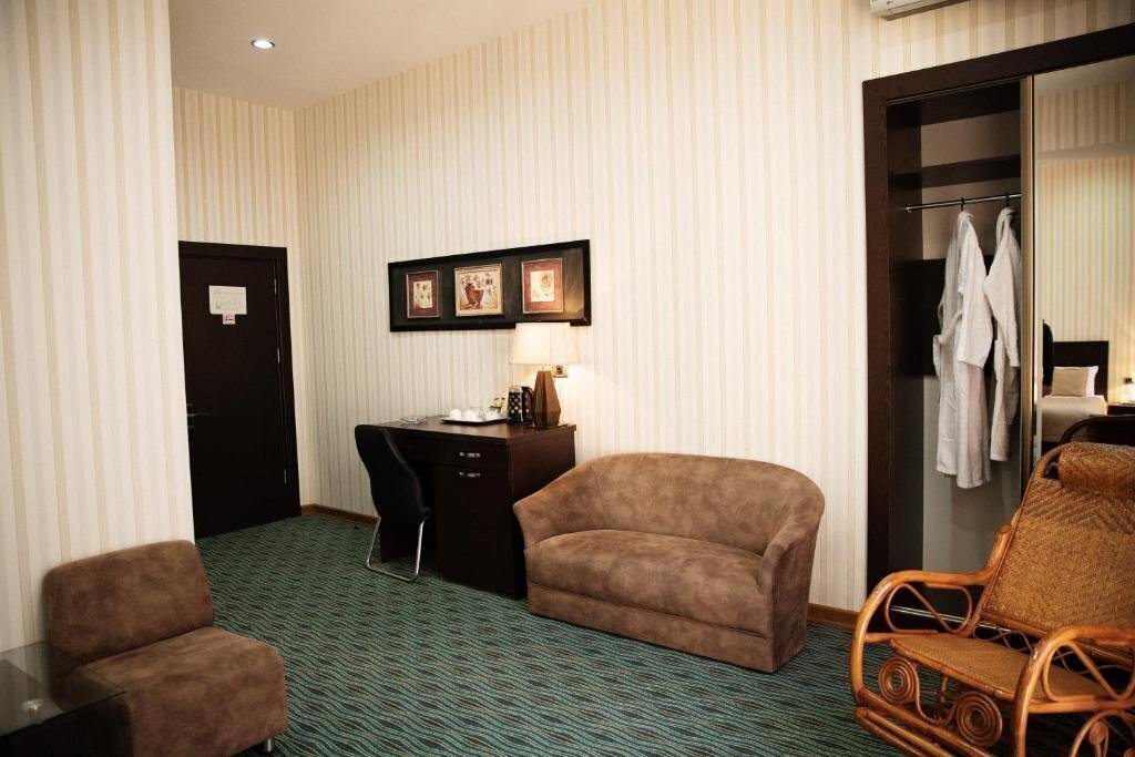 Изображение Austin Hotel 4*