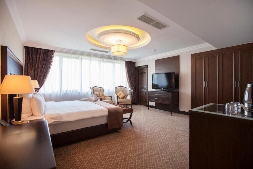 Картинка Chinar Hotel & Spa Naftalan 5*