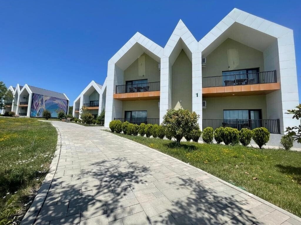 Отель Arena Apartments & Villas Guba 4*
