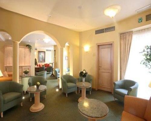 Отель Aragon 4*