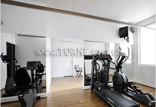 Отель NH Brugge 4*