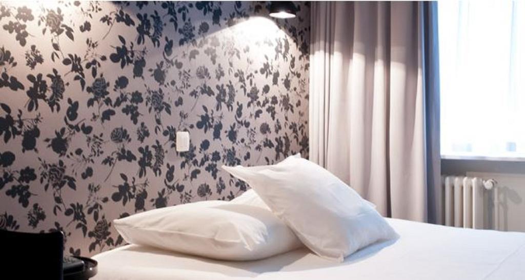 Отель Queen Anne 3*