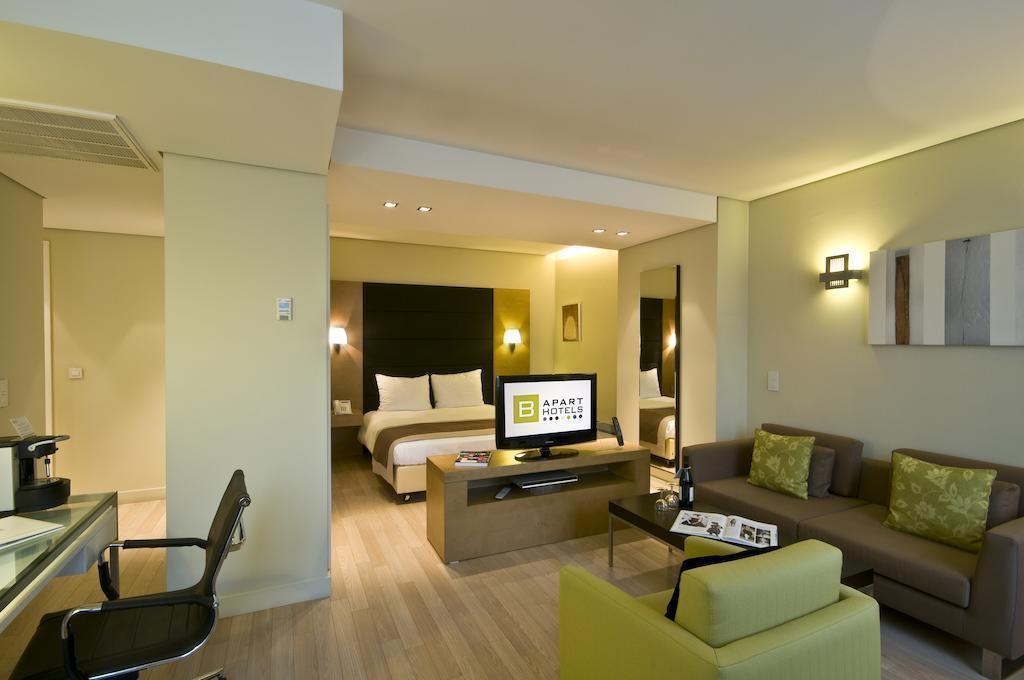 Фотография B-Aparthotel Montgomery 4*