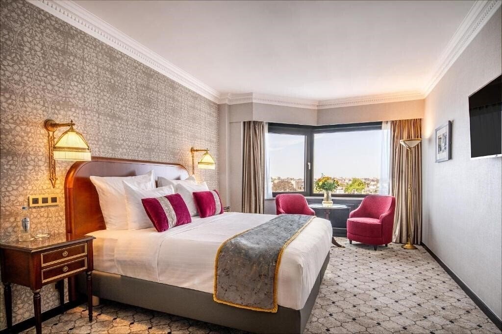 Фото Warwick Barsey Hotel 4*