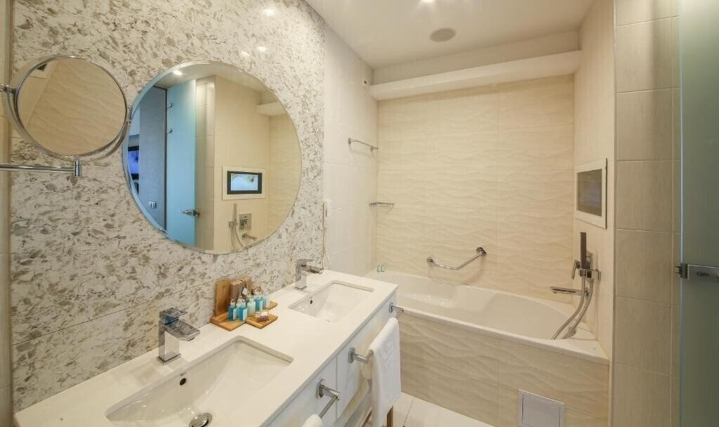 Картинка Maritim Hotel Paradise Blue Albena 5*