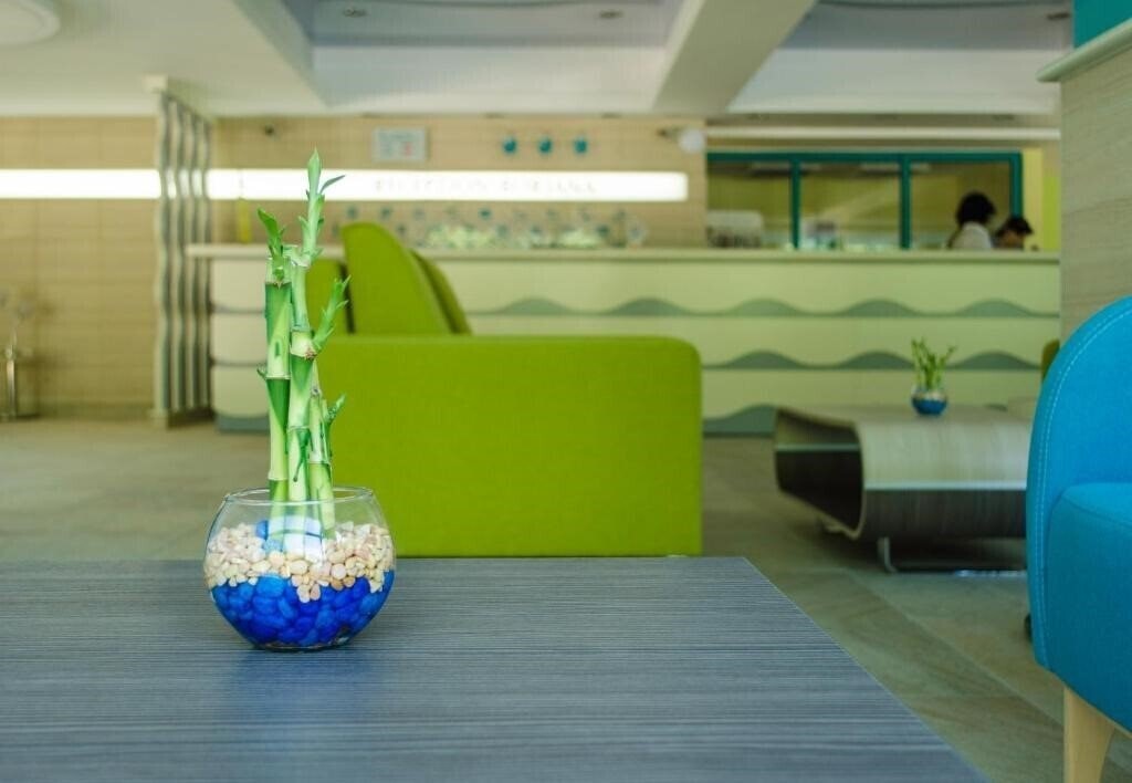Картинка Hotel Boryana (ex. Nona, Elitza, Boriana, Borjana, Boryana) 3*
