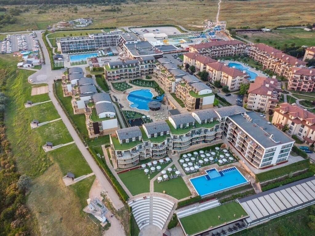 Отель Topola Skies Resort & Aquapark 4*
