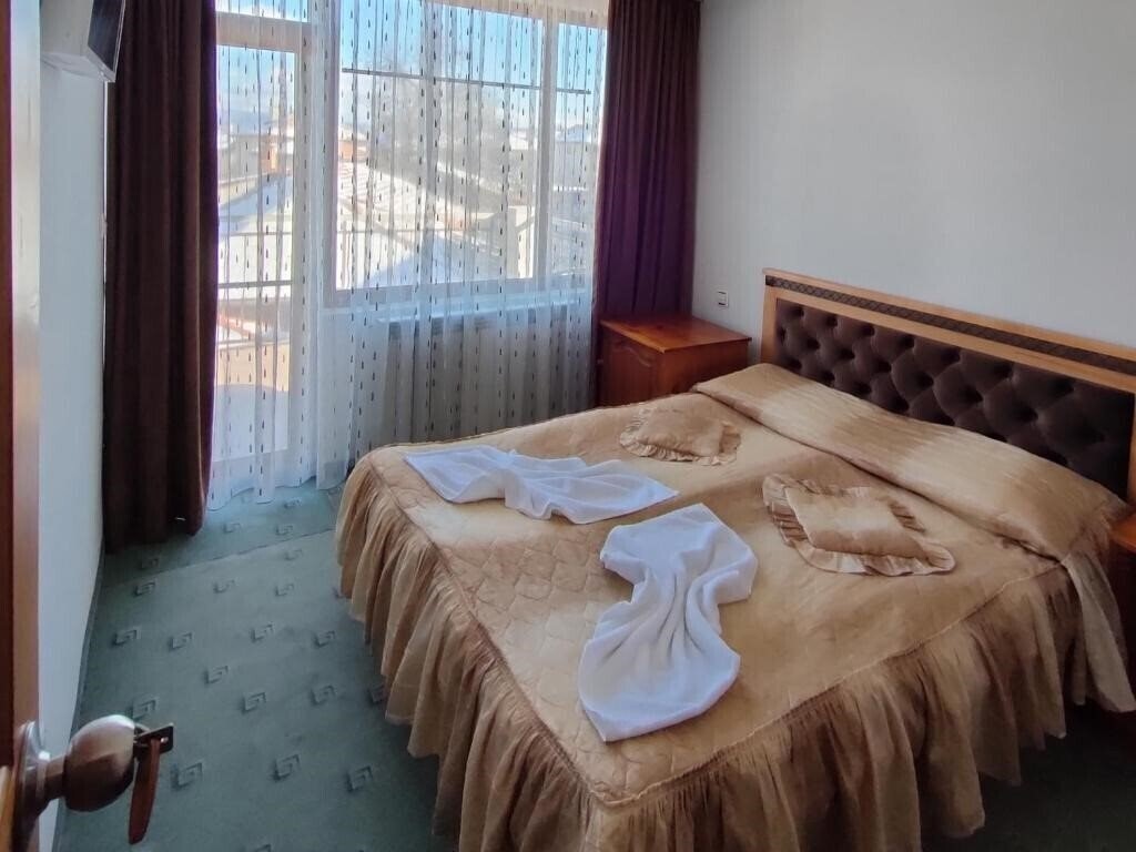 Фото Guest House Grachenovi 3*