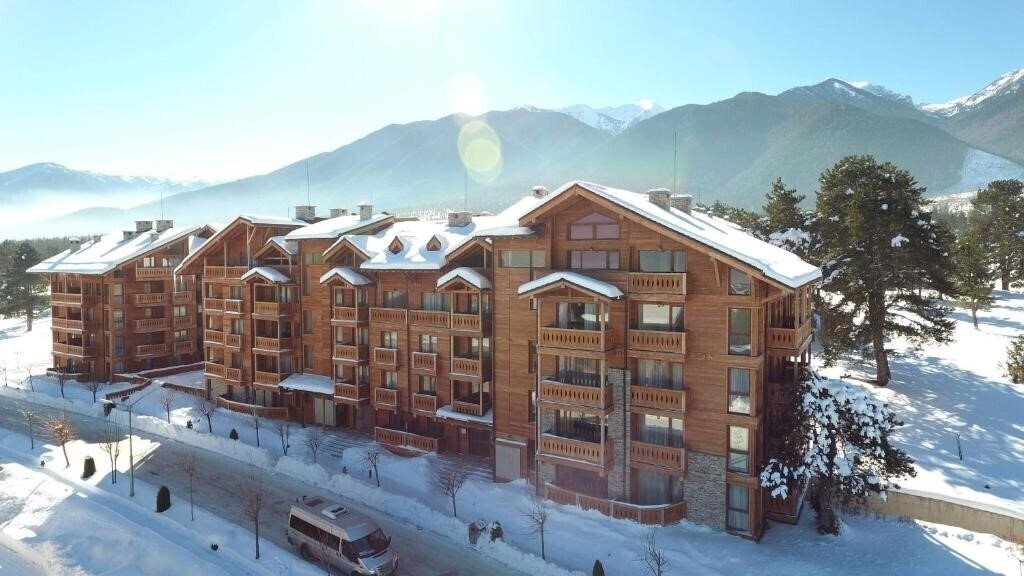 Отель Pirin Golf & Country Club Holiday Apartments 4*