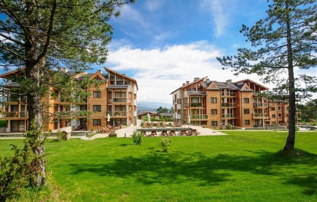 Фотография Pirin Golf & Country Club Holiday Apartments 4*