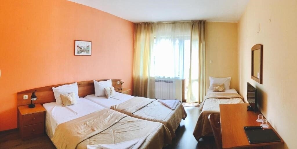 Фото Pirina Club 3*