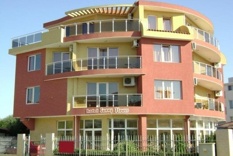 Фотография Sunny Flower 3*