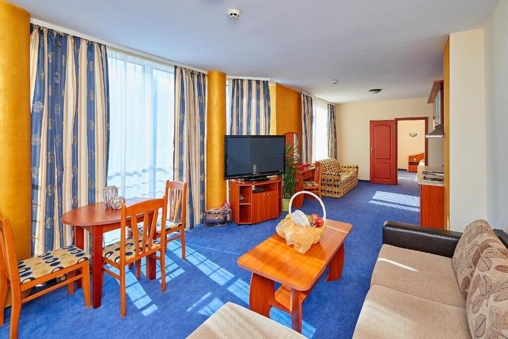 Фотография St. Peter & Pavel 3*