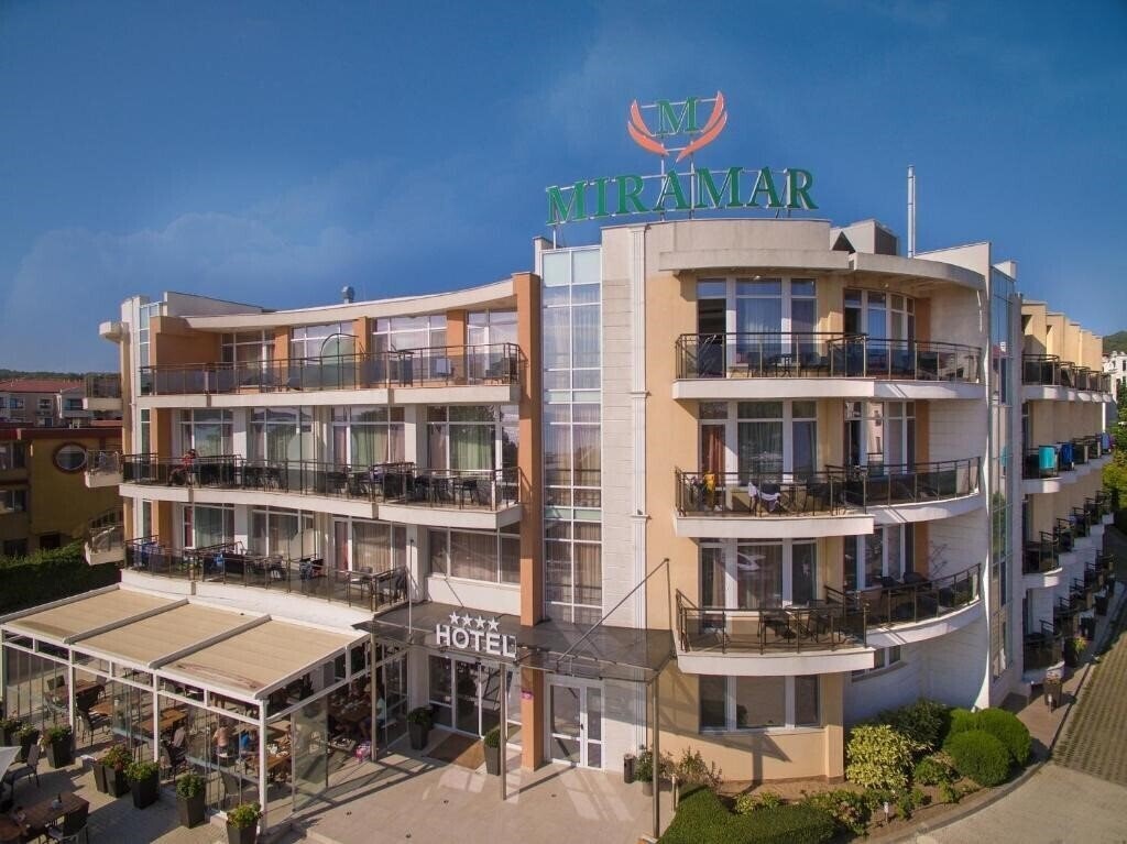 Фото Miramar 3*