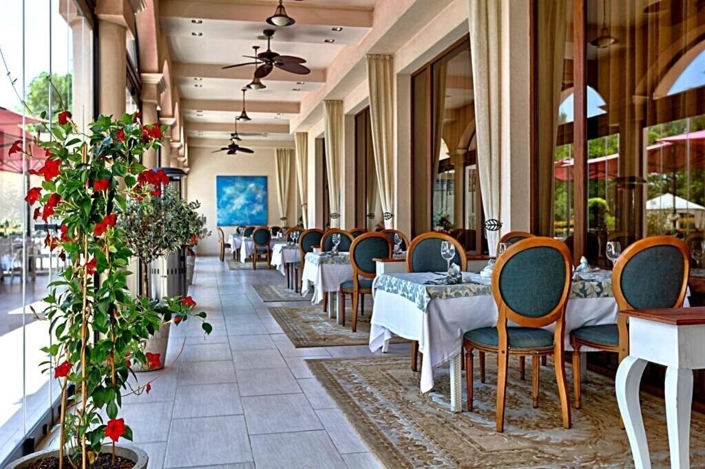 Фотография Grand Hotel & SPA Primoretz (ex. Grand Hotel Primorets) 5*