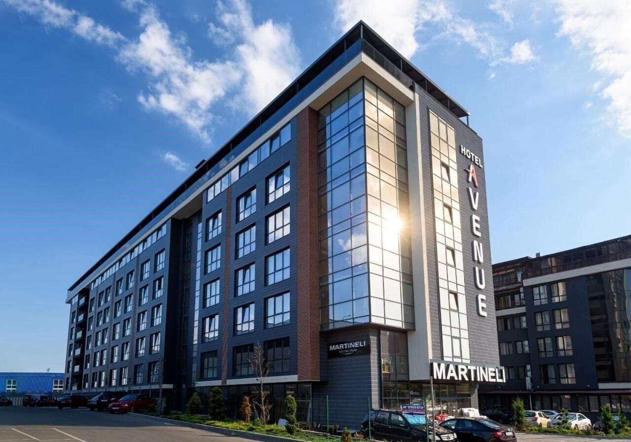 Отель Avenue Deluxe Burgas 4*