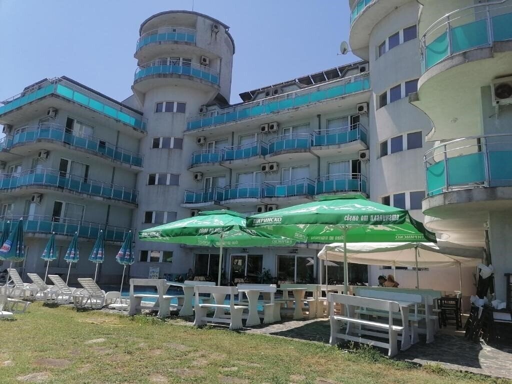 Отель Sunset Beach 3*