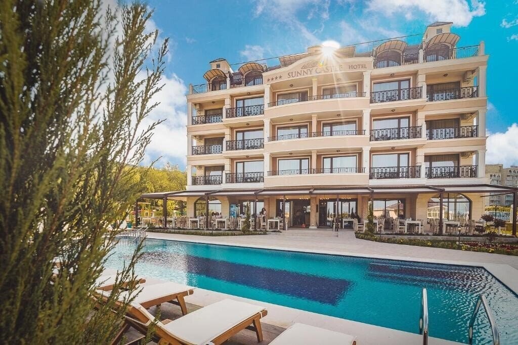 Фотография SUNNY CASTLE 4*