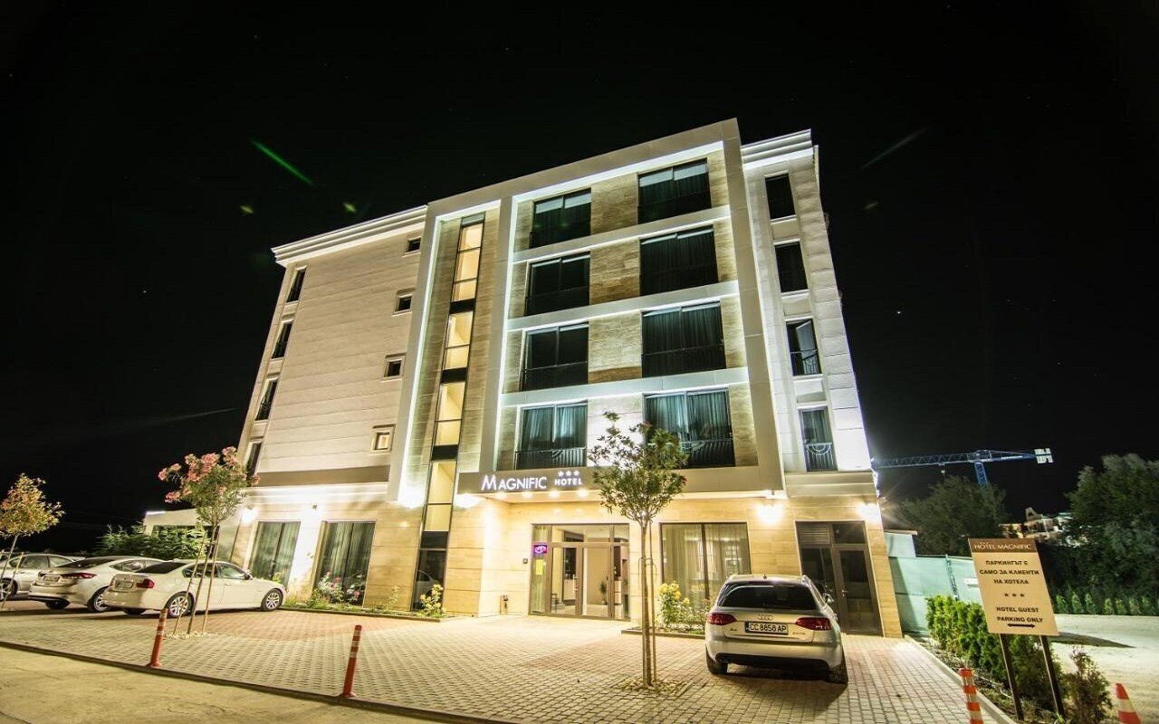 Отель Magnific 1*