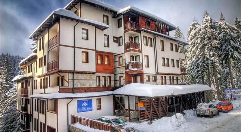 Отель Family Apartments Green Life 4*