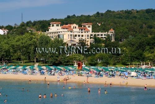 Отель Belle Ville Hotel 3*