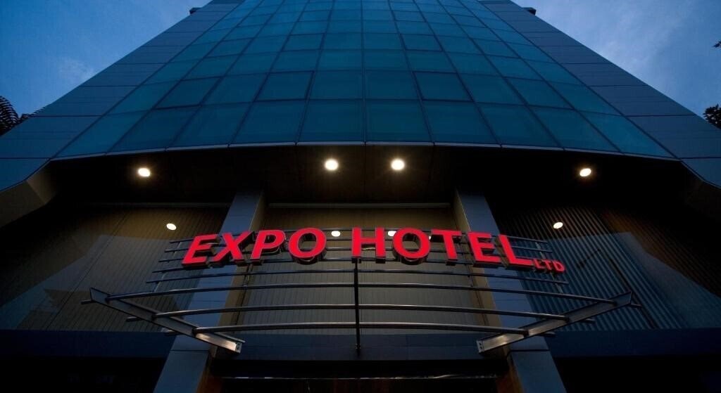 Отель Expo Hotel 3*