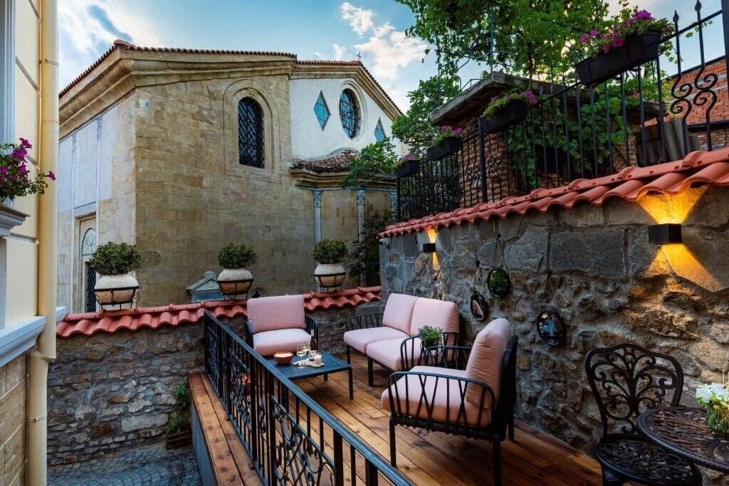 Отель Gallery 37, Bw Premier Collection 3*