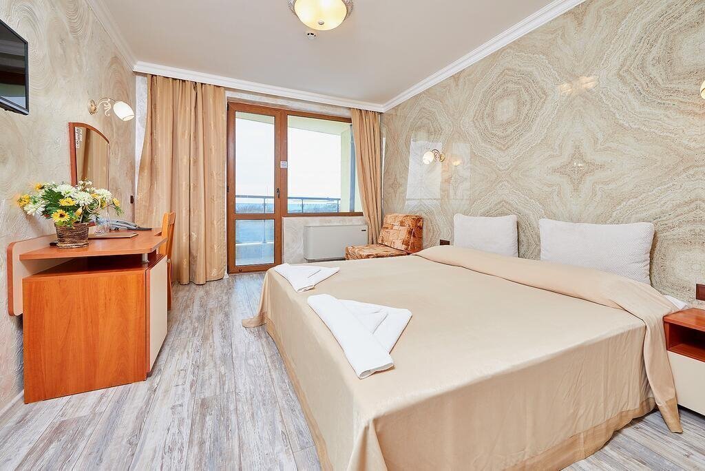 Фото St. Peter And Pavel 3*