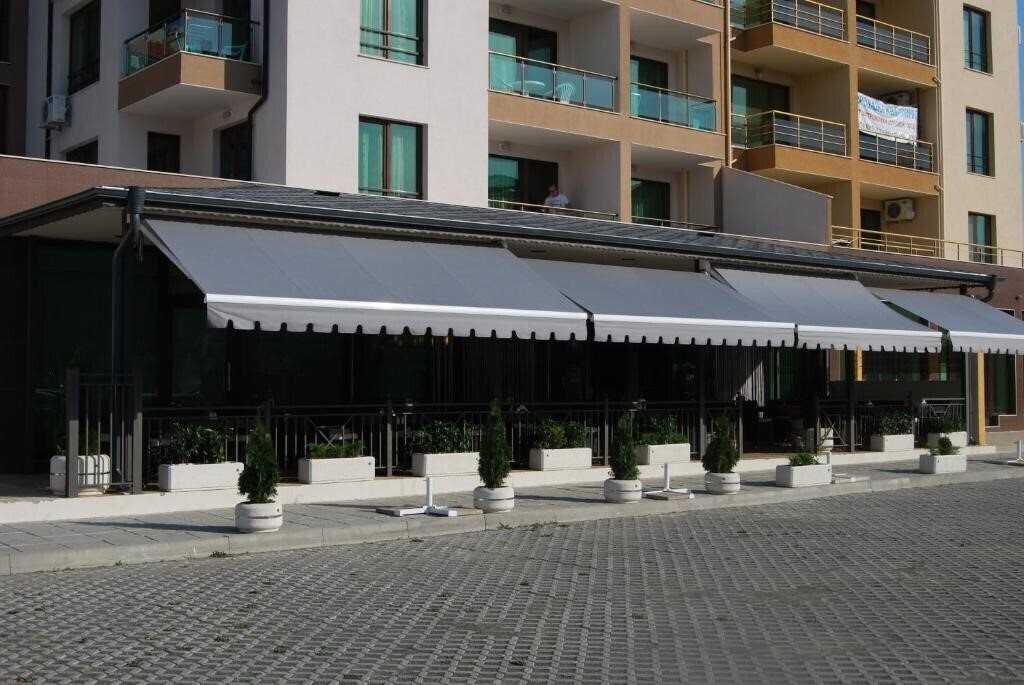 Фото Central Plaza 3*