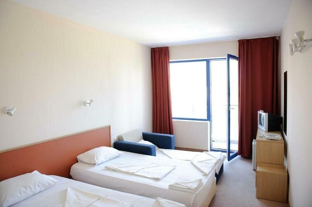 Изображение Nadya 3*