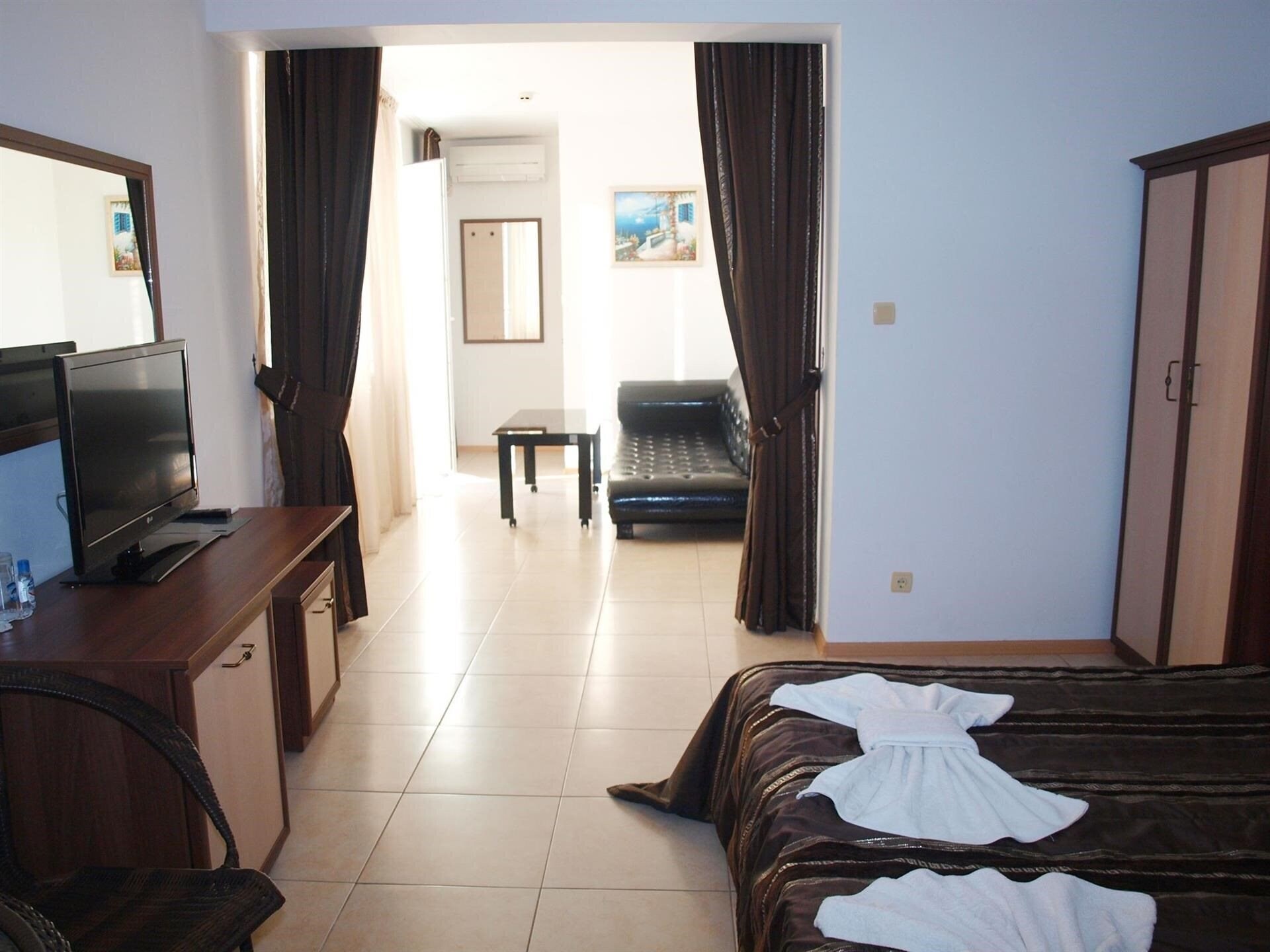 Картинка Korab Renesa Family Hotel (ex. Renaissance) 2*