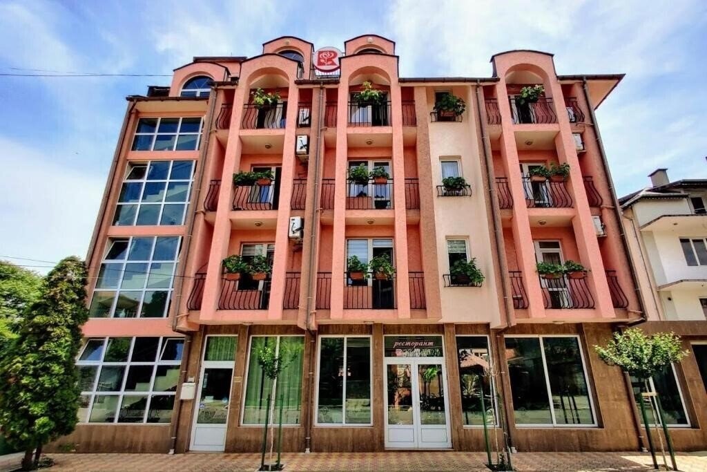 Отель Art Villa Rozalia Apartment 3*