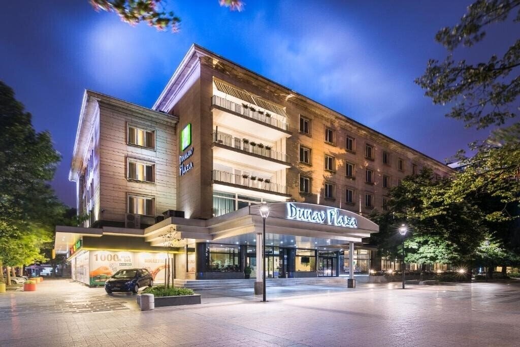Отель Dunav Plaza 4*