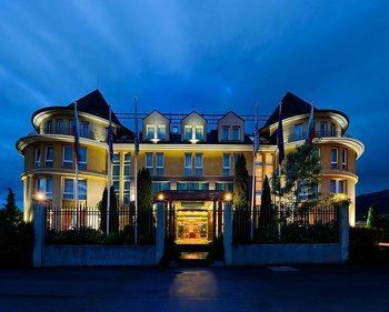 Отель Park Inn By Radisson Sofia 4*