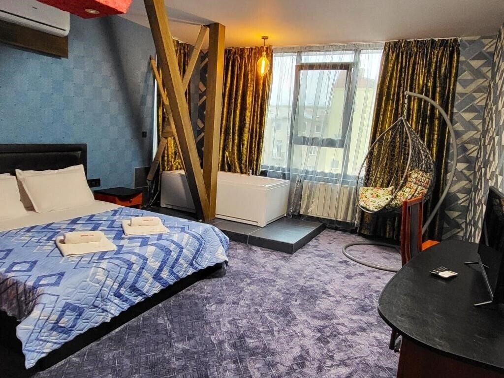 Отель Gloria Palace 4*