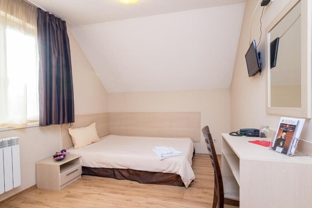 Изображение Madrid Hotel 4*