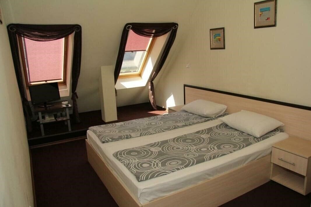 Отель Hotel Restaurant Chairite 3*