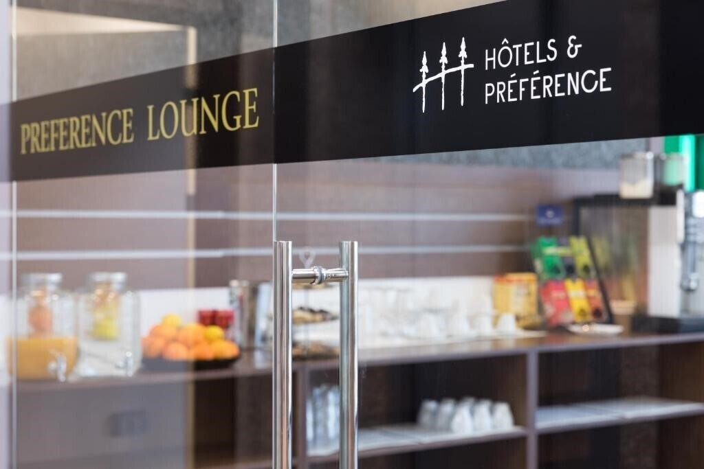 Фото B1 Boutique Hotel Sofia (ex. One Boutique Hotel Sofia, B1 Boutique Sofia) 4*