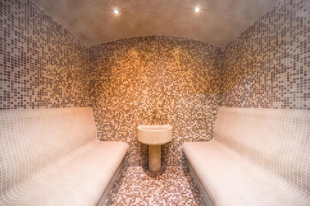 Фотография Central Point 3*