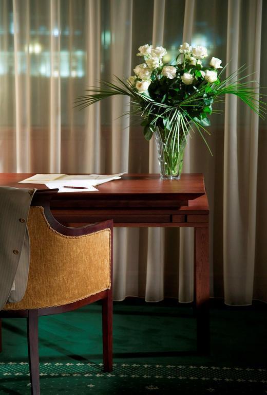 Фото Grand Hotel Sofia 5*