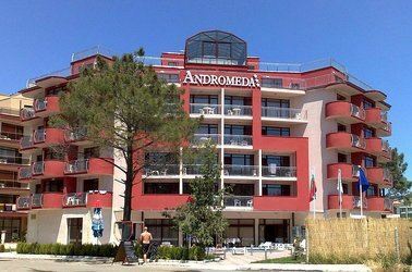 Отель Andromeda Hotel 3*