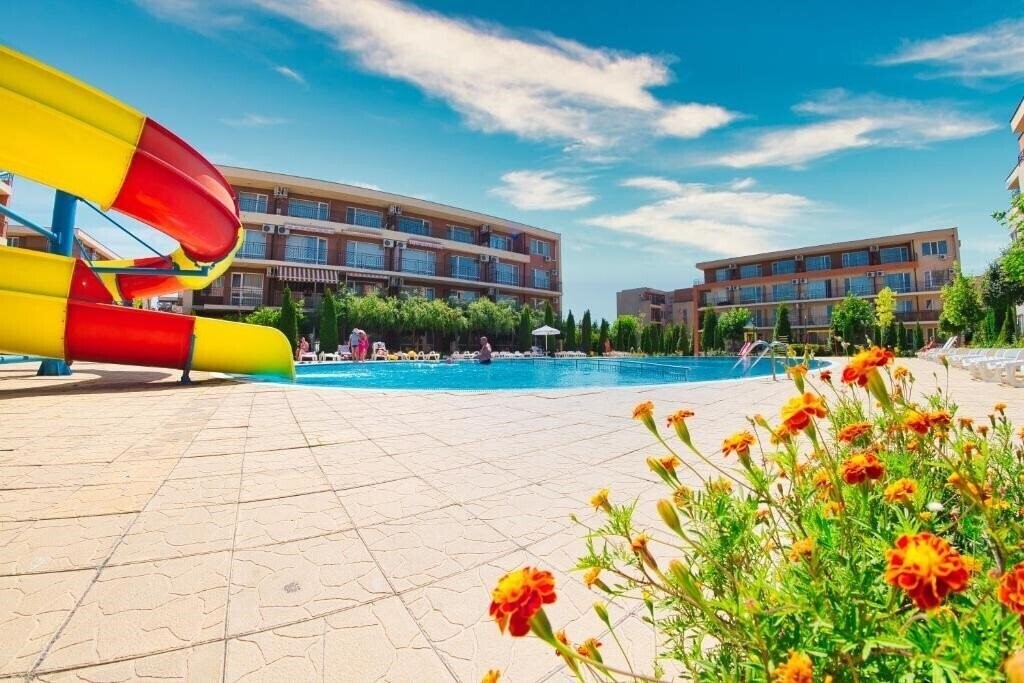 Отель Orchid Fort Garden 3*