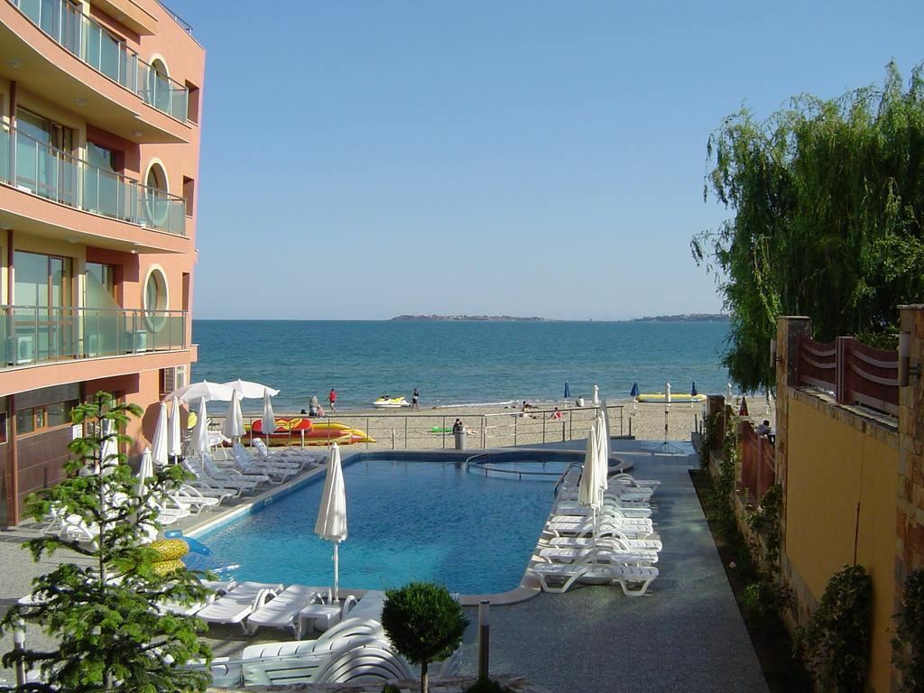 Отель Sunny Bay Apart 3*