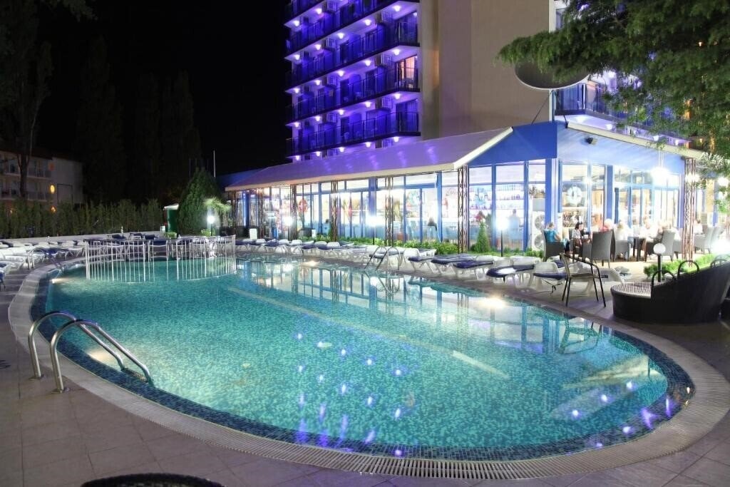 Изображение Palace 3*